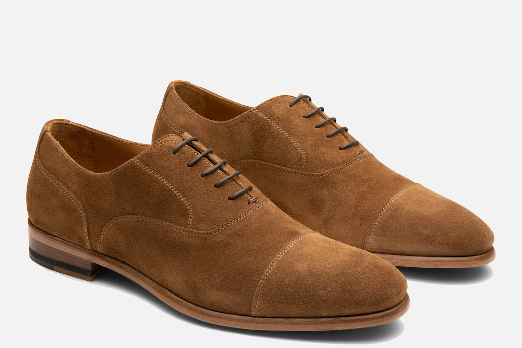 Gordon Rush Jeffrey Cap-Toe Oxford in Camel Suede Side View Pair