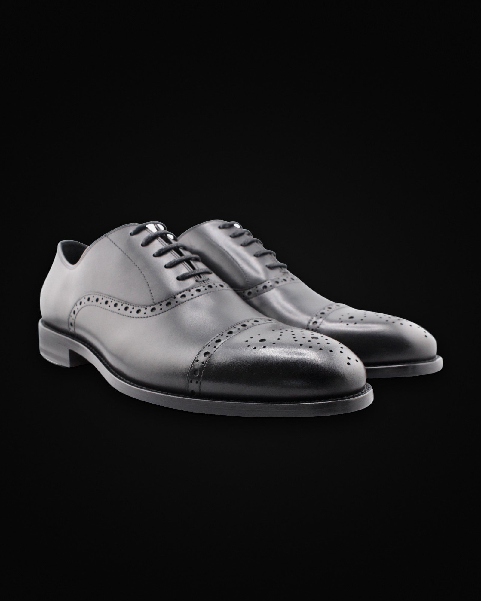 Bennett, lace-up in black, view 2 of 4