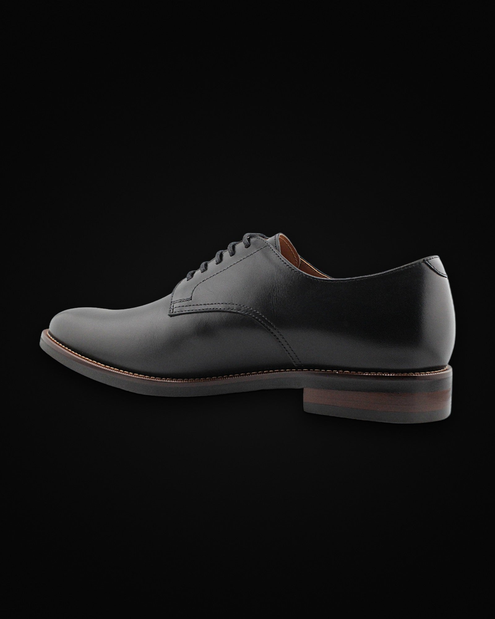 Mason in black, view 3 of 5