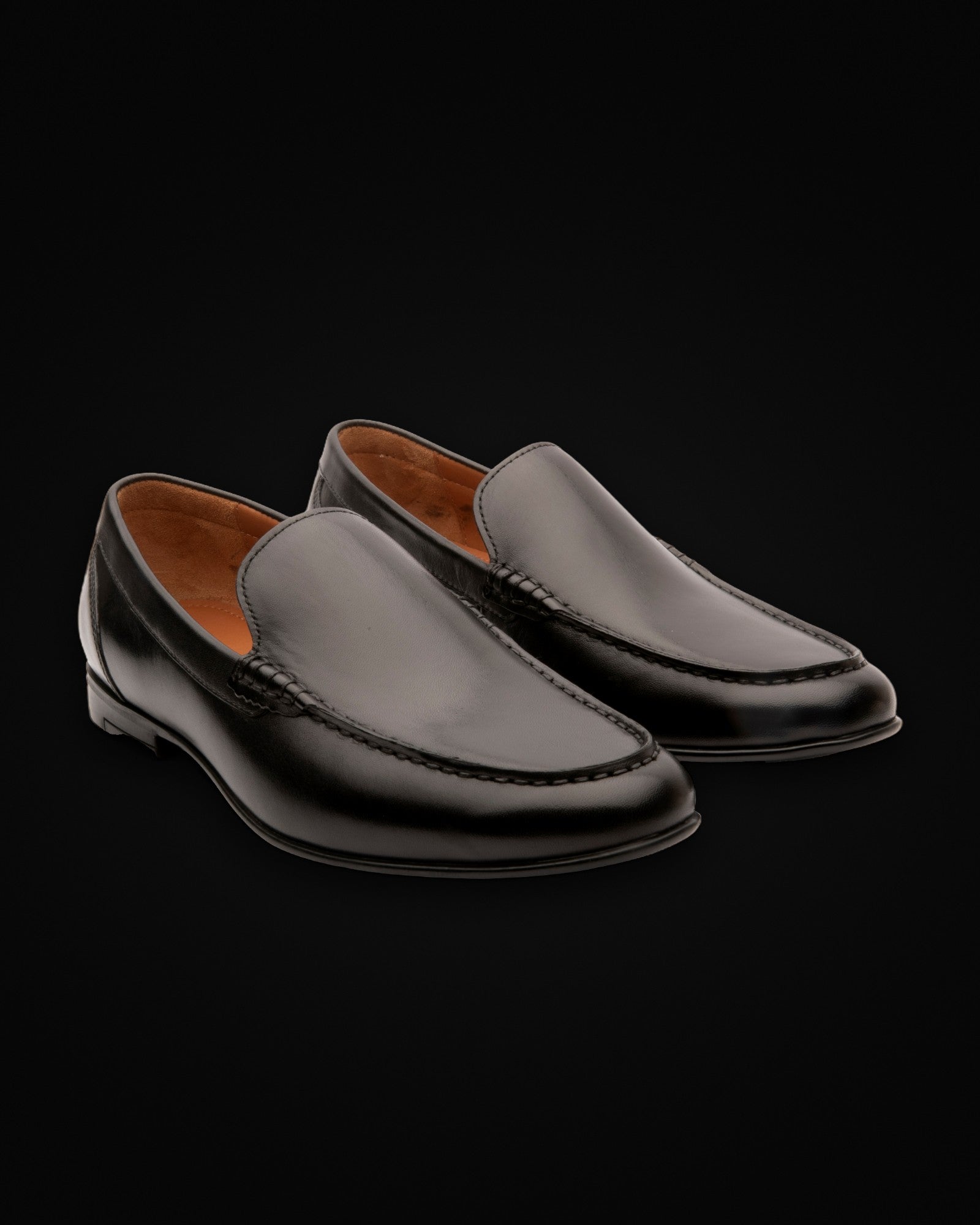 Ashton, moc-toe loafer in black, view 2 of 6