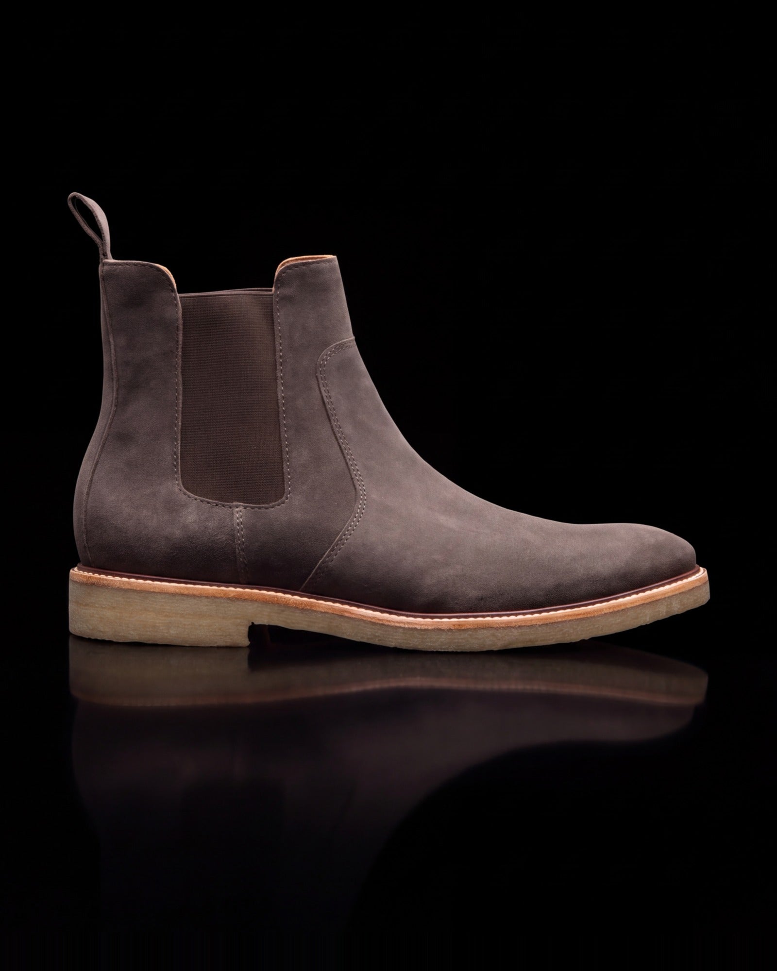 Vaughn, boot in gray, side view