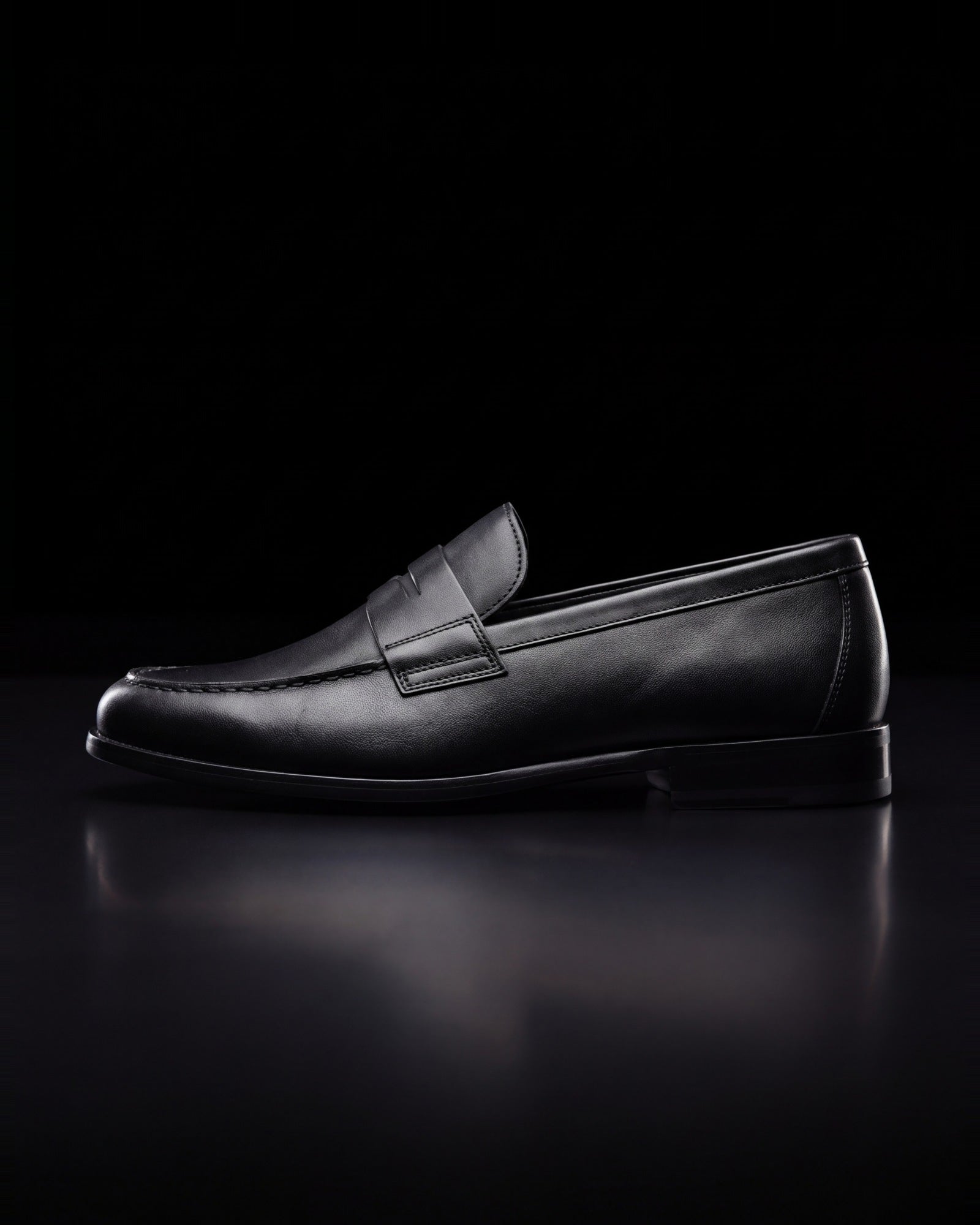 Morgan, slip-on in black, view 2 of 6